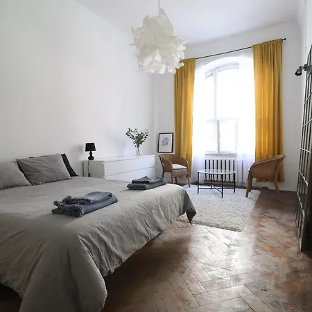 Spacious 3 In Art Nouveau District * リガ