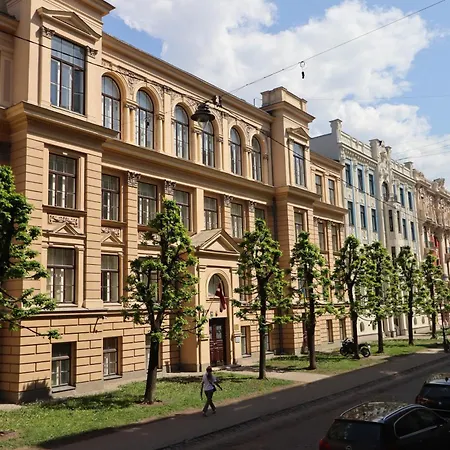 アパート Spacious 3 In Art Nouveau District *